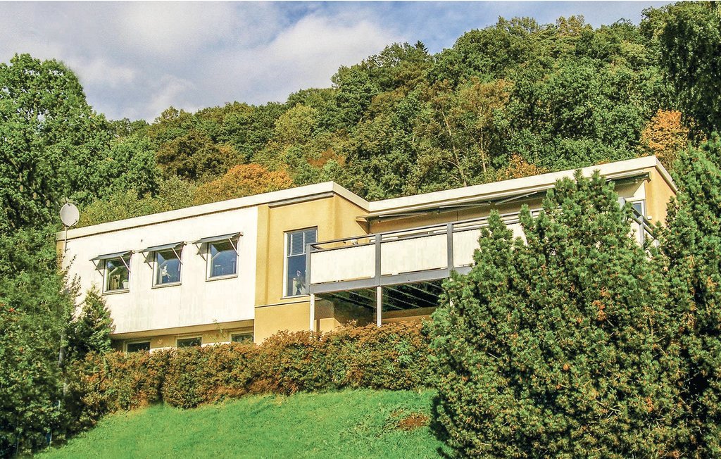 Ferienhaus mit Whirlpool in Huskvarna für 6 Personen, Småland